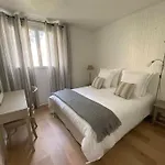 Antoine - Centre Apartment