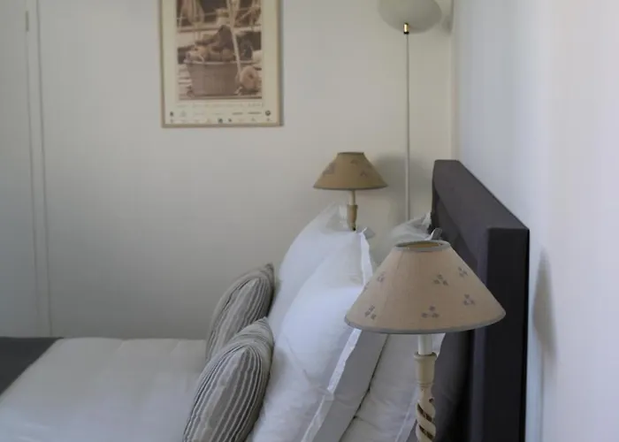 Antoine - Centre Apartment